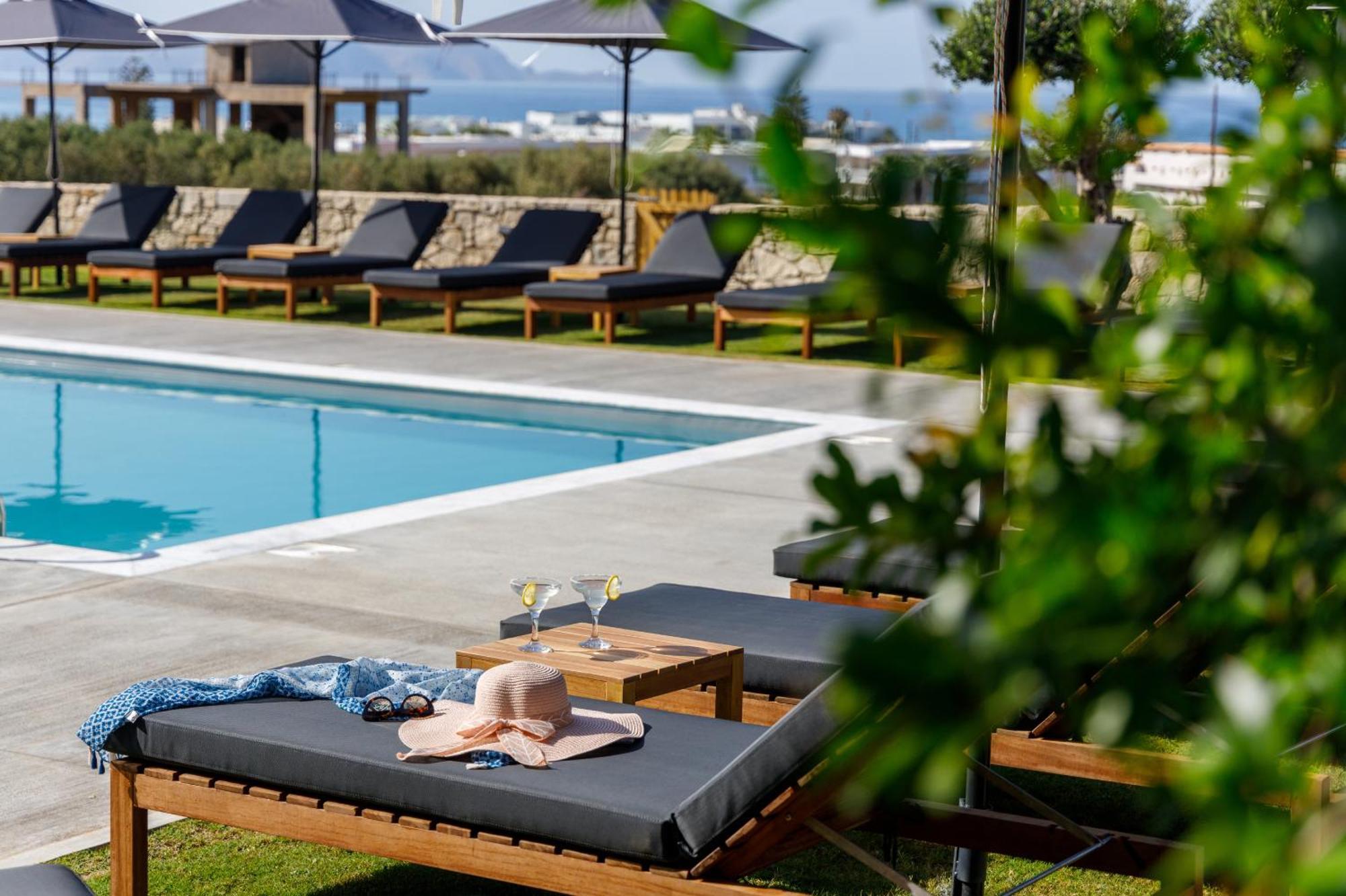 Basilico Suites Adults Only By Estia 구베스 외부 사진